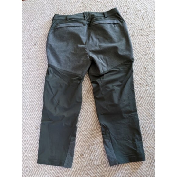 Duluth Trading Utility Pants w/reinforced knees, grey/size 18x31 - Picture 2 of 4